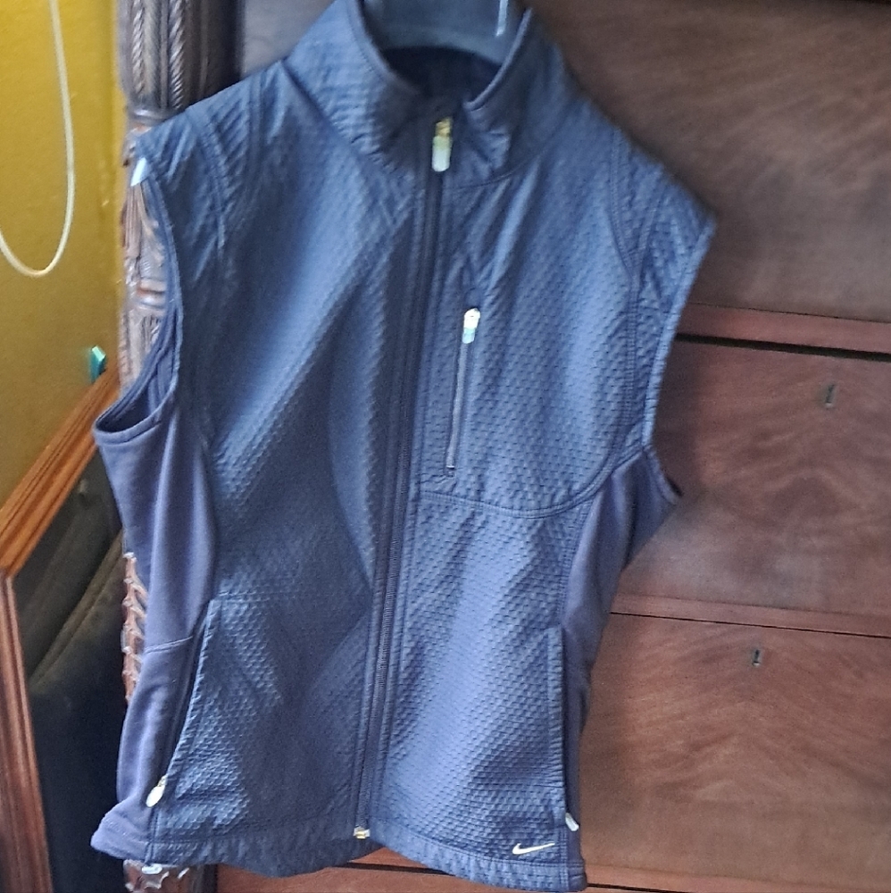 EUC Black Nike Sphere Pro Running Vest Sz S